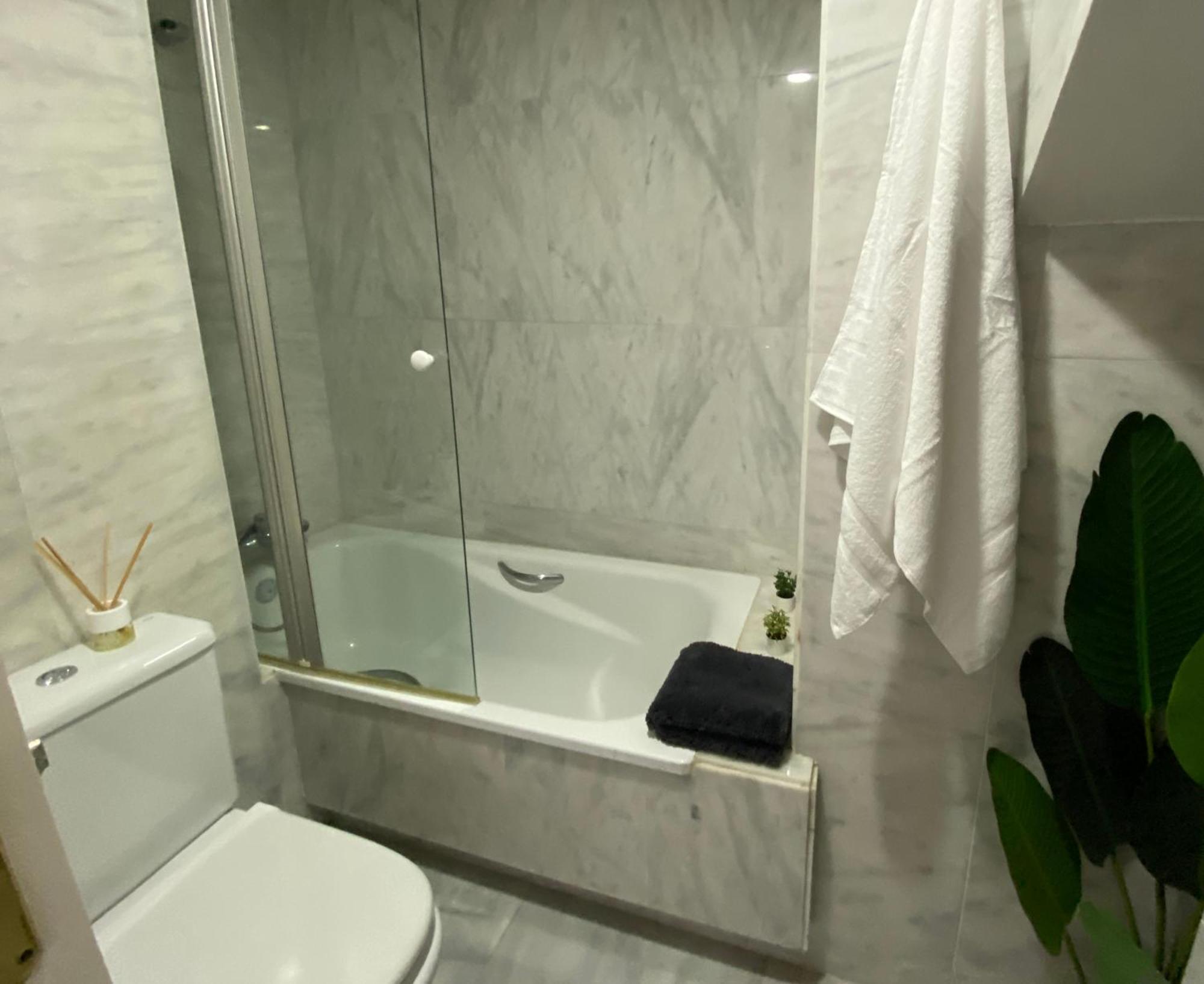 דירות Sitio de Calahonda Duplex Con Piscina, Parking Y Golf מראה חיצוני תמונה