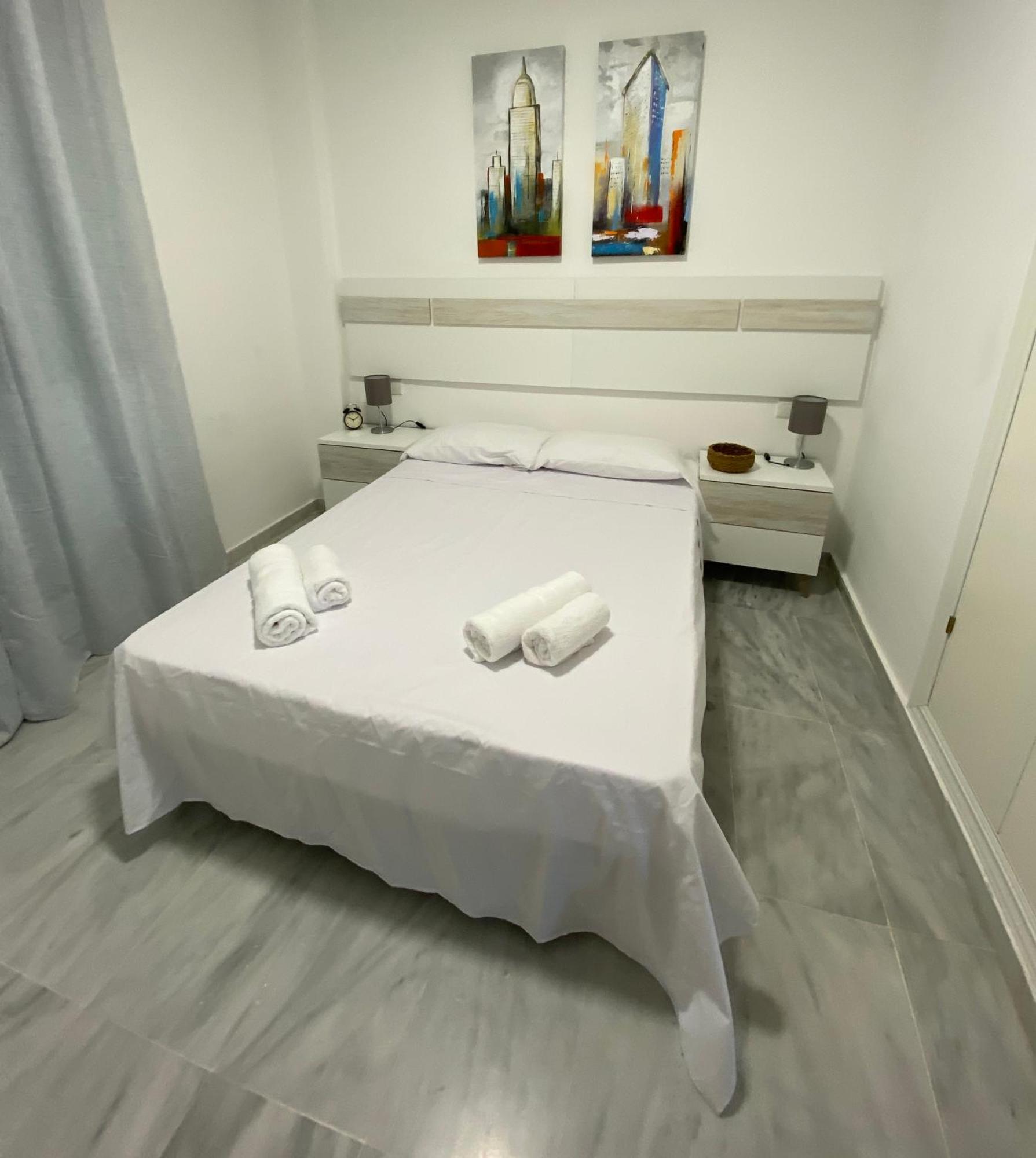 דירות Sitio de Calahonda Duplex Con Piscina, Parking Y Golf מראה חיצוני תמונה