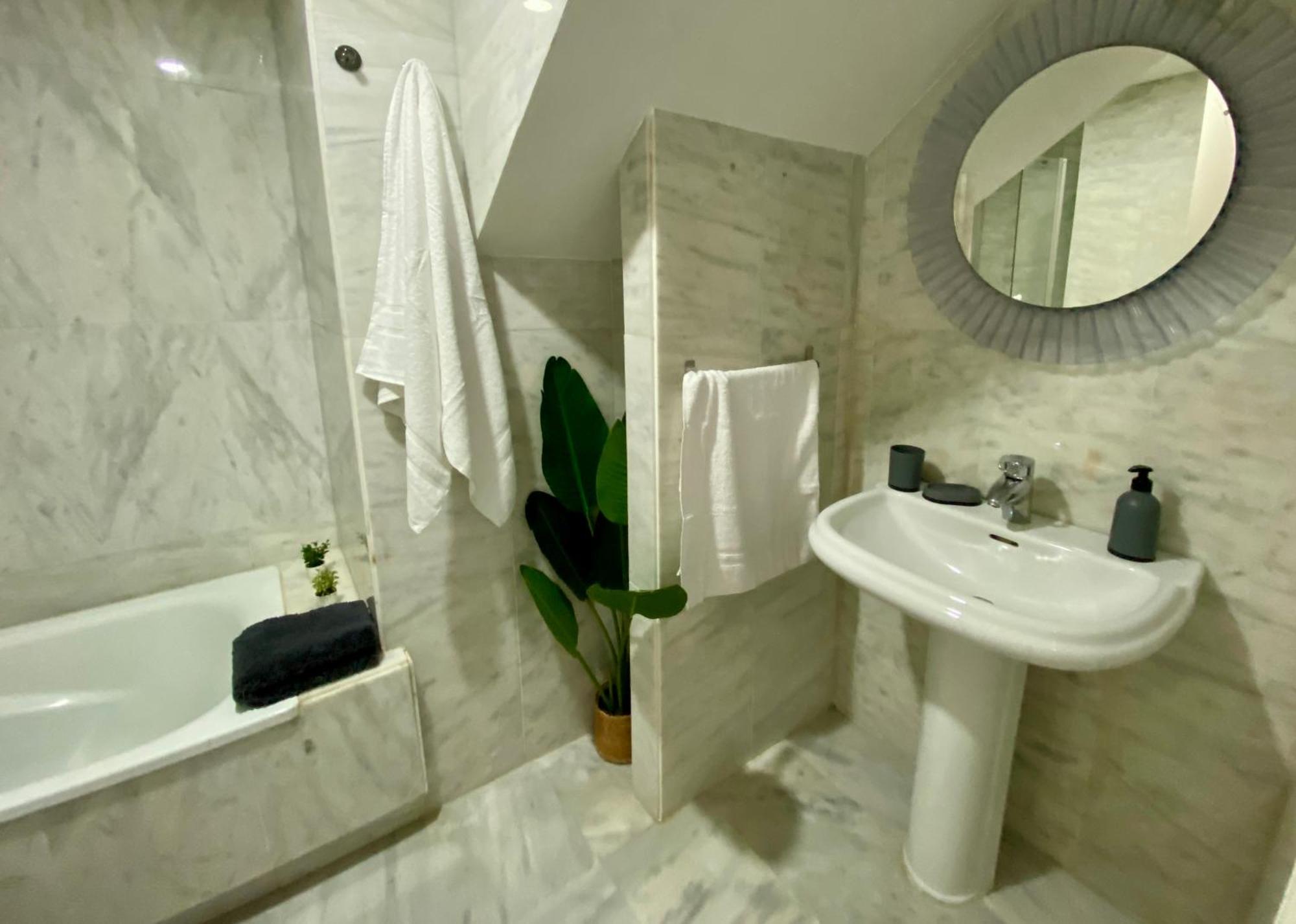 דירות Sitio de Calahonda Duplex Con Piscina, Parking Y Golf מראה חיצוני תמונה
